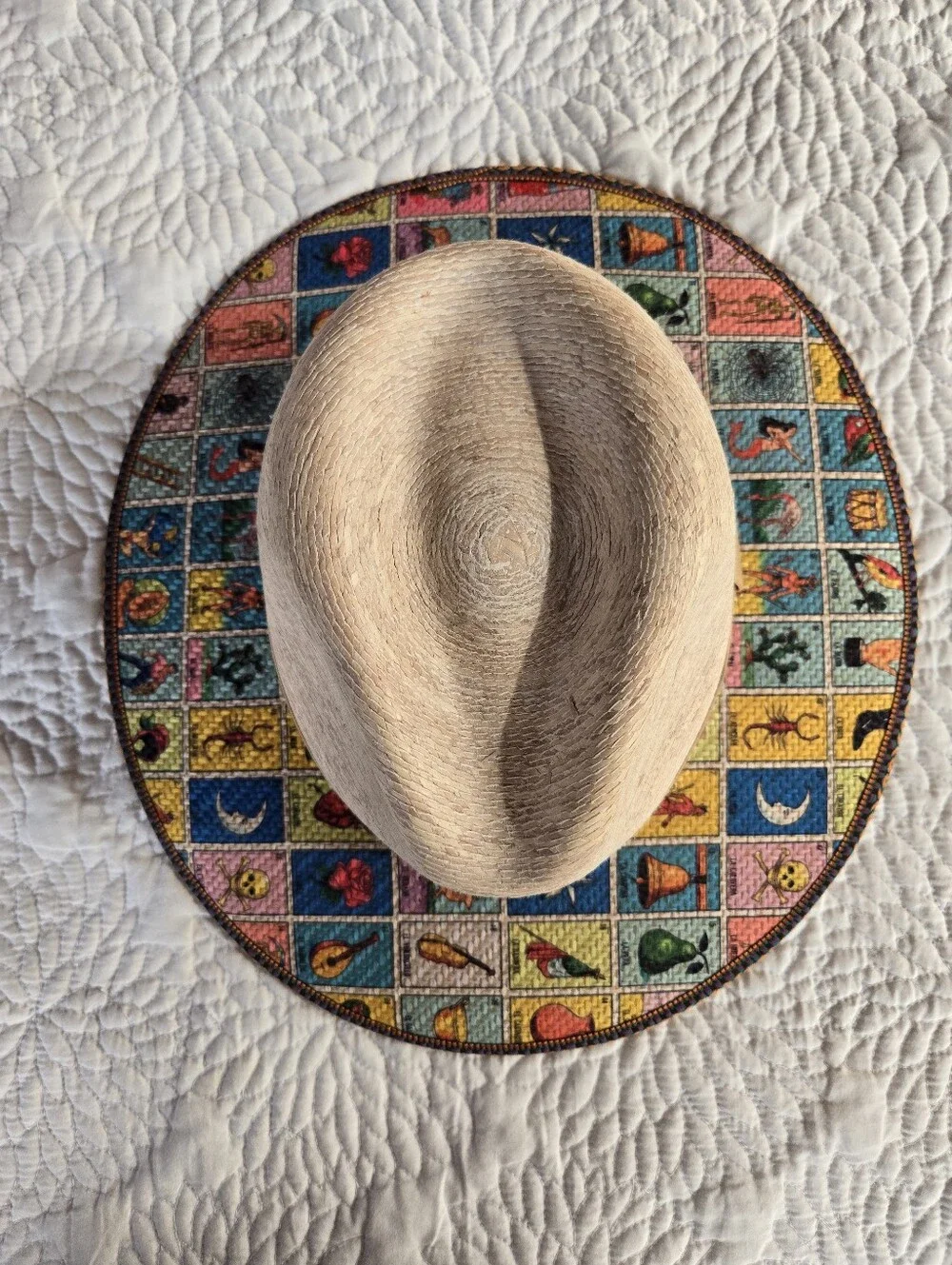 Classic Wide Brim Straw Hat with Colorful Lotería Print Brim - Picture 3 of 6